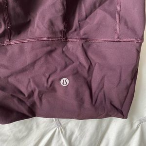 Lululemon wonder under special edition